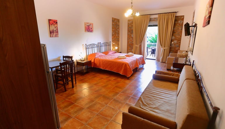 Vathi Hotel - Γύθειο