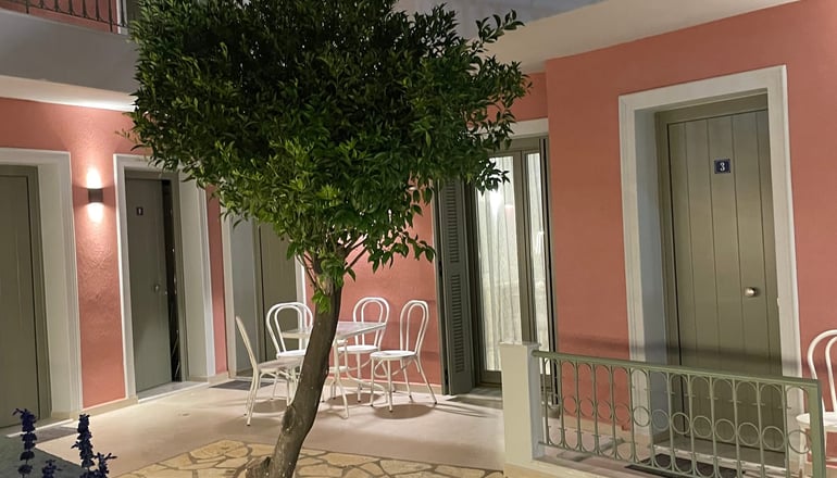 Anax Apartments - Πάργα