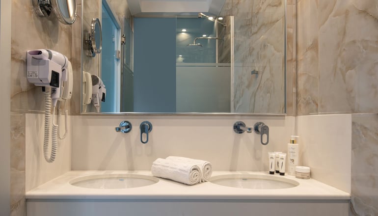 4-You Boutique Hotel