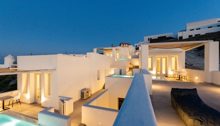 Serapias Suites - Έξω Γωνιά, Σαντορίνη