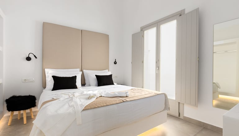 Serapias Suites - Έξω Γωνιά, Σαντορίνη