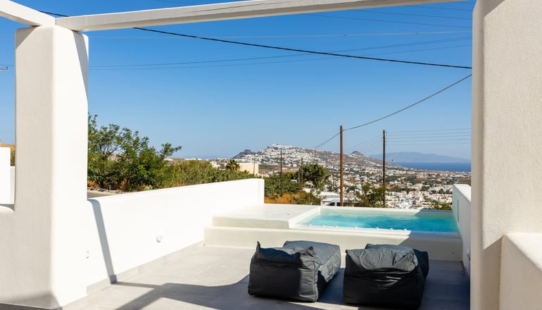Serapias Suites - Έξω Γωνιά, Σαντορίνη