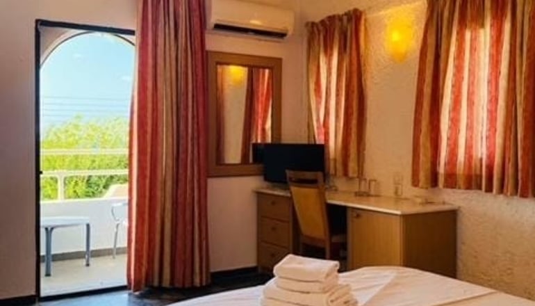 Karteros Hotel - Αμνισός Ηρακλείου, Κρήτη