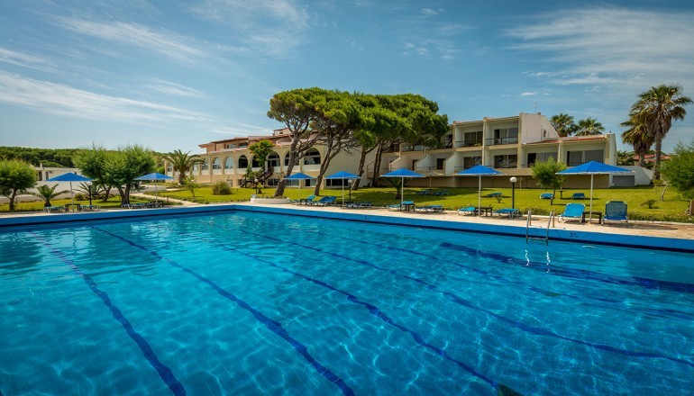 4* Pavlina Beach Hotel