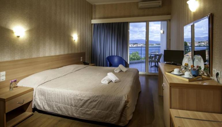 4* Florida Blue Bay