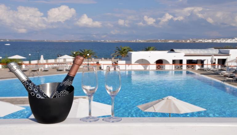 4* Porto Paros