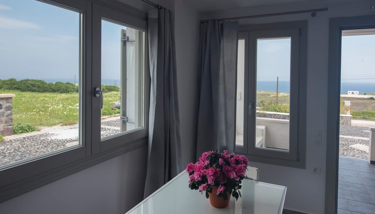 Rose Suites - Βούρβουλος, Σαντορίνη