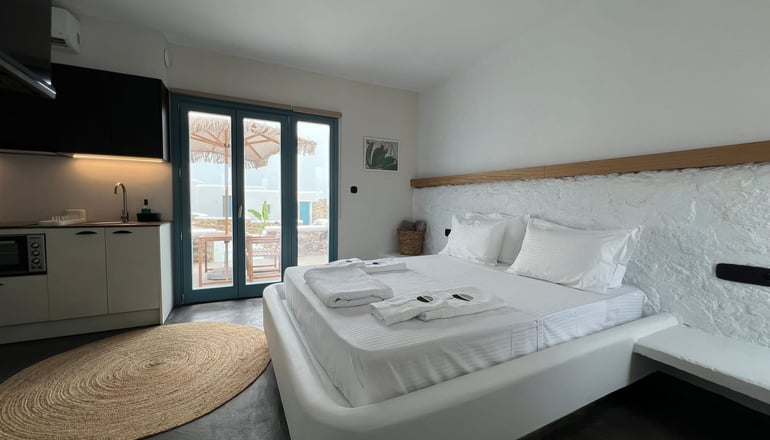 Thronos Suites -  Άνω Μερά, Μύκονος
