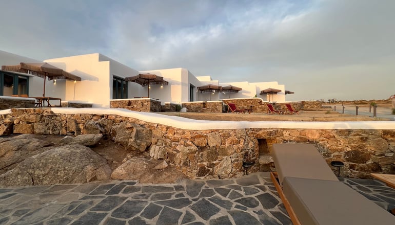 Thronos Suites -  Άνω Μερά, Μύκονος