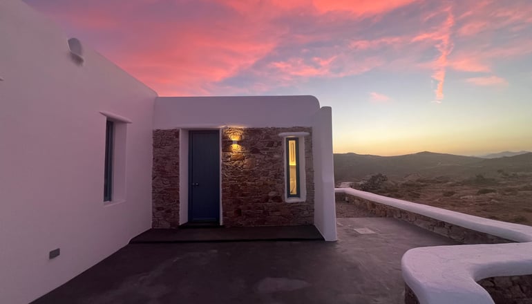 Thronos Suites -  Άνω Μερά, Μύκονος