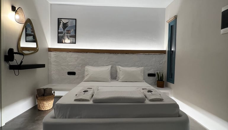 Thronos Suites -  Άνω Μερά, Μύκονος