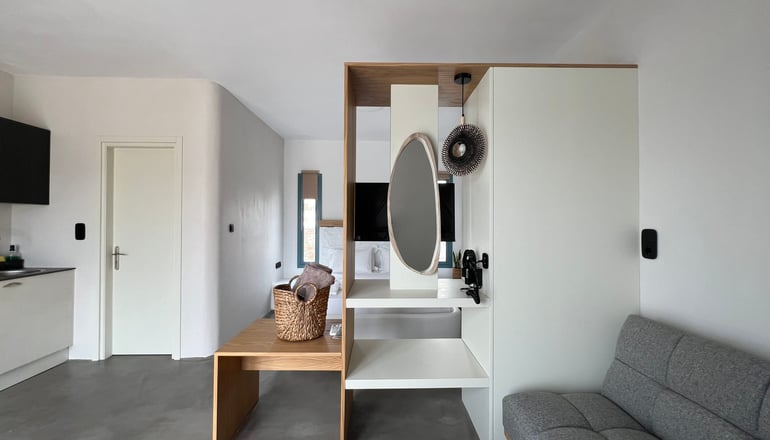 Thronos Suites -  Άνω Μερά, Μύκονος