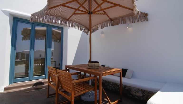 Thronos Suites -  Άνω Μερά, Μύκονος