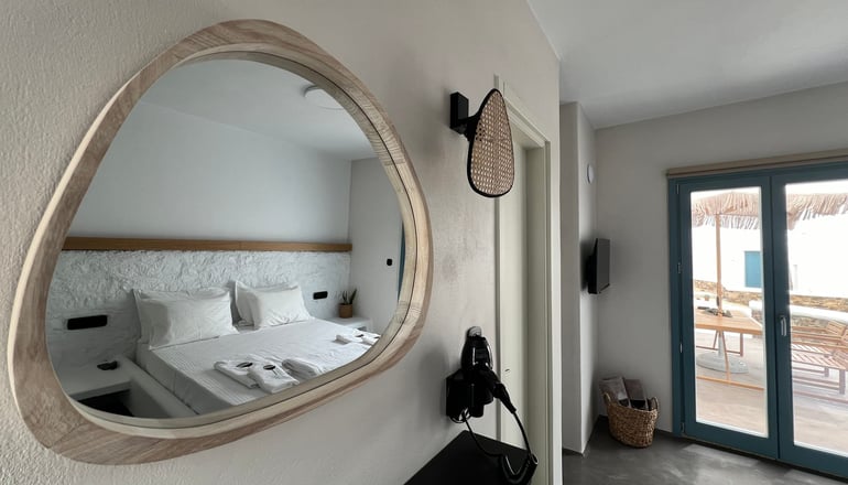 Thronos Suites -  Άνω Μερά, Μύκονος