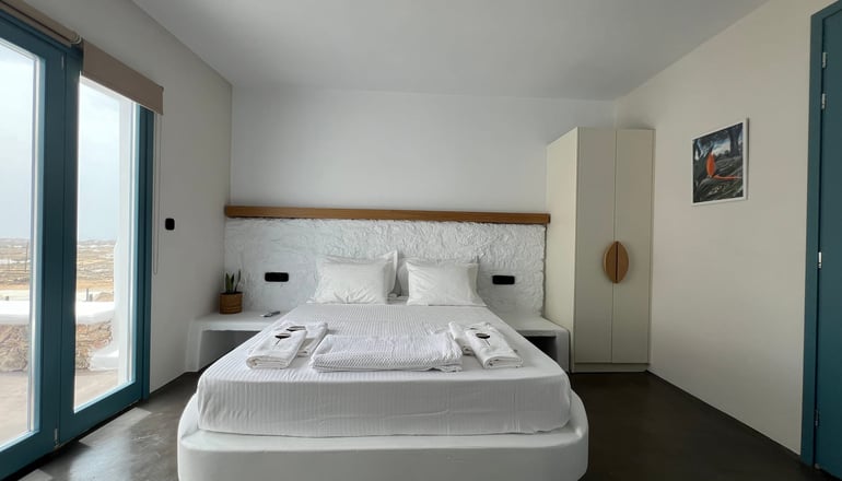 Thronos Suites -  Άνω Μερά, Μύκονος