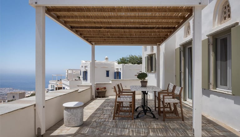 Morfes Luxury Apartments - Τριαντάρος, Τήνος