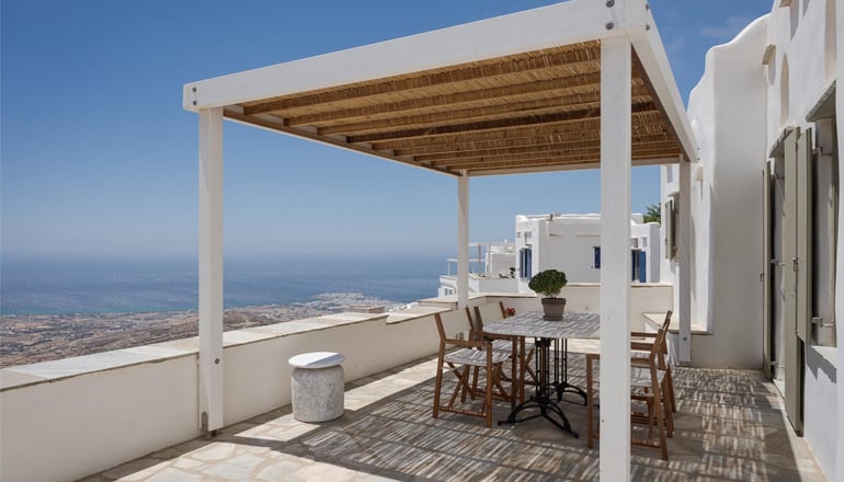 Morfes Luxury Apartments - Τριαντάρος, Τήνος