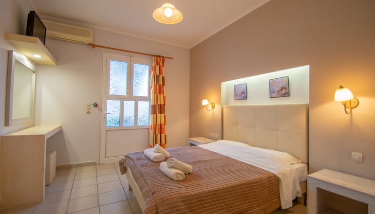 Agoulos Beach Hotel - Αργάσι, Ζάκυνθος