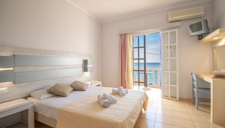 Agoulos Beach Hotel - Αργάσι, Ζάκυνθος