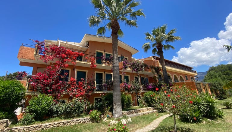Sunrise Inn Hotel - Κουντουράτα, Κεφαλονιά