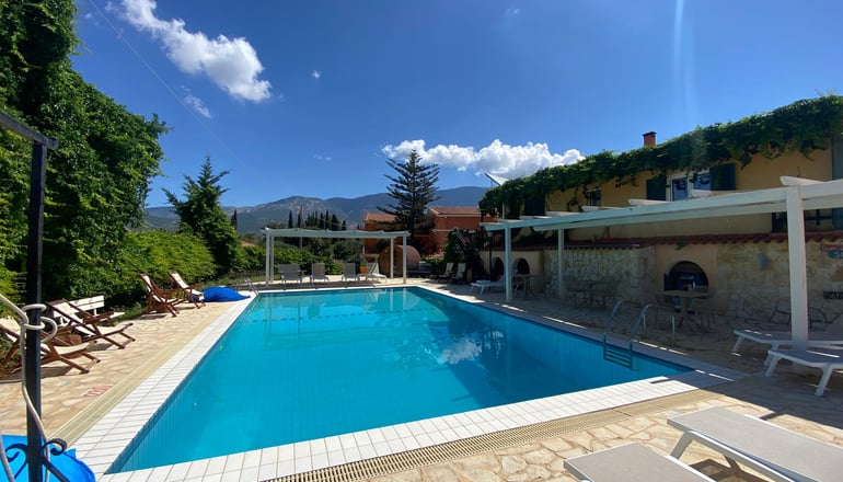 Sunrise Inn Hotel - Κουντουράτα, Κεφαλονιά