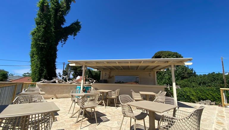 Sunrise Inn Hotel - Κουντουράτα, Κεφαλονιά