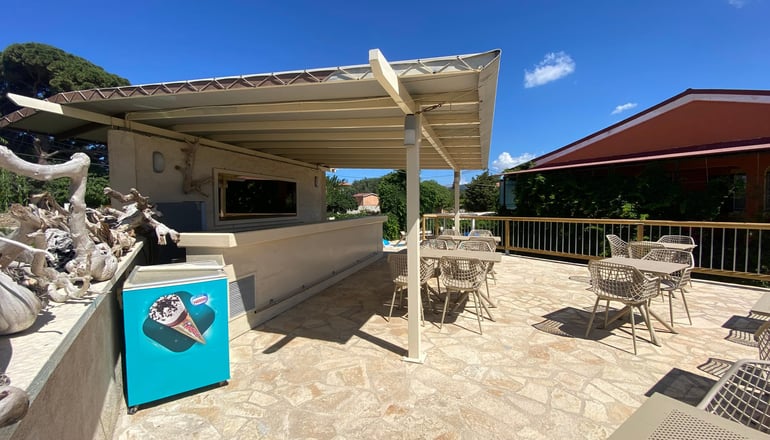 Sunrise Inn Hotel - Κουντουράτα, Κεφαλονιά