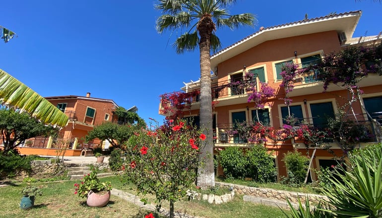 Sunrise Inn Hotel - Κουντουράτα, Κεφαλονιά