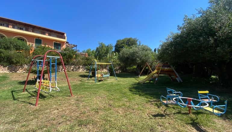 Sunrise Inn Hotel - Κουντουράτα, Κεφαλονιά