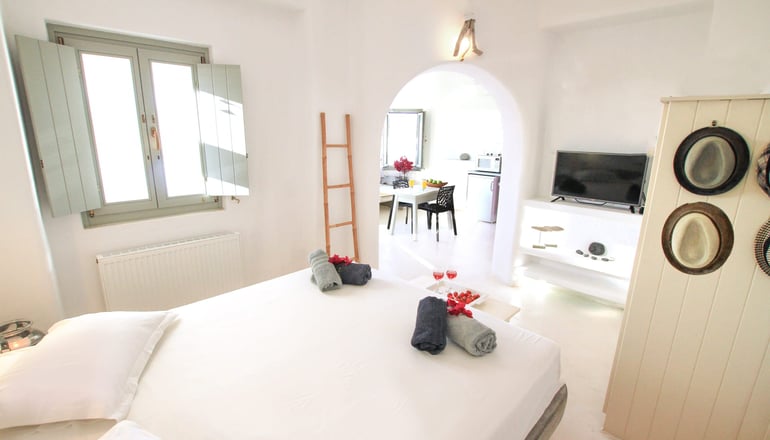 Shades of White Villas - Εμπορείο, Σαντορίνη