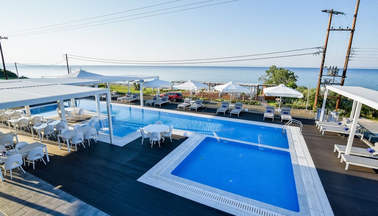 Crystal Villas and Suites - Πολύχρονο, Χαλκιδική