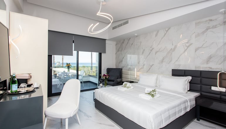 Crystal Villas and Suites - Πολύχρονο, Χαλκιδική
