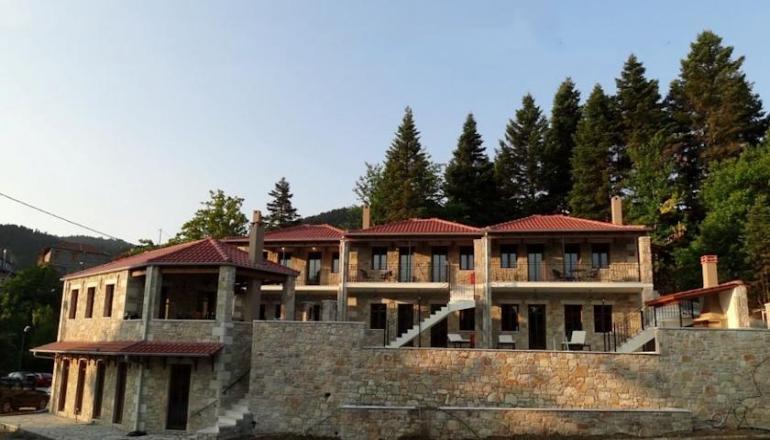Ορεάδες Suites