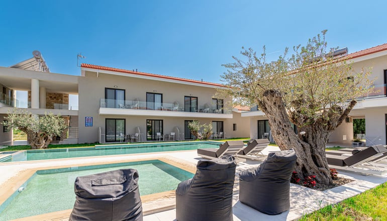 AlexMare Suites - Σκάλα Φούρκας, Χαλκιδική