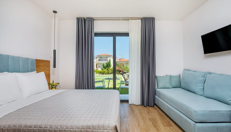 AlexMare Suites - Σκάλα Φούρκας, Χαλκιδική