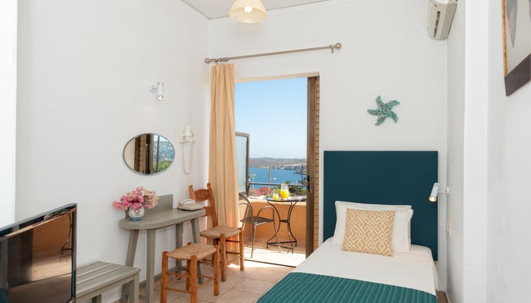 Creta Vitalis - Καλαθάς, Χανιά