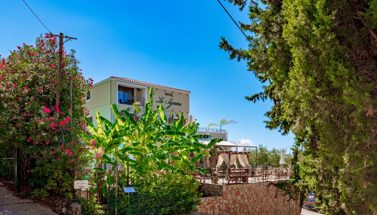 La Signora Hotel - Λουρδάτα, Κεφαλονιά
