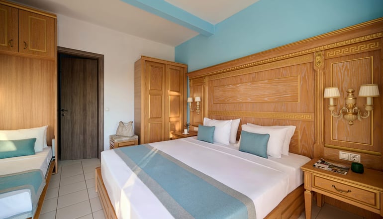 Evlogia Hotel Seafront and Annex by Greek Pride - Κασσάνδρα, Χαλκιδική