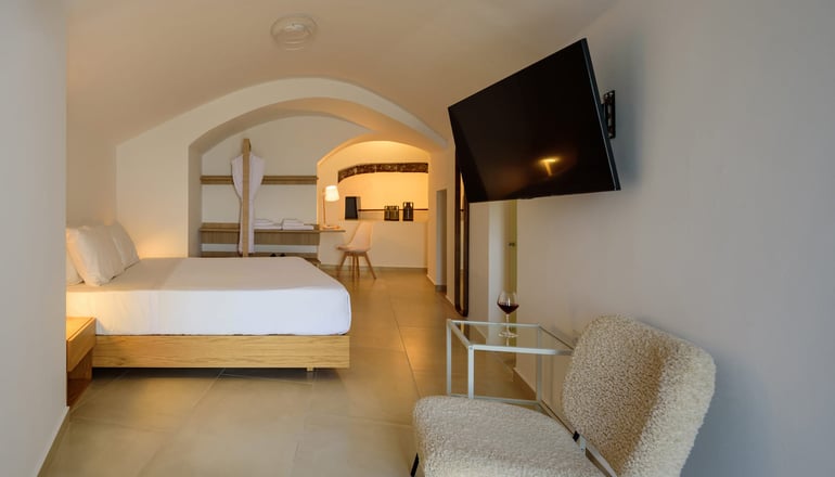 Anemos Family Suites - Φηρά, Σαντορίνη