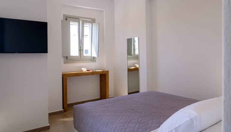 Elia Pyrgos- Πύργος, Σαντορίνη