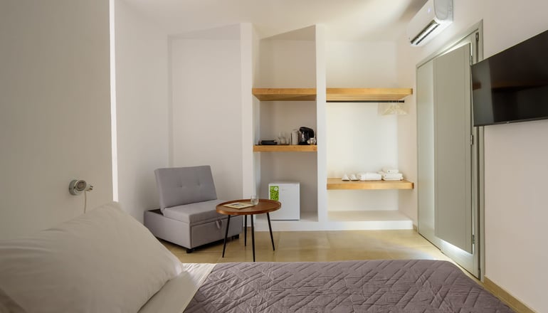 Elia Pyrgos- Πύργος, Σαντορίνη