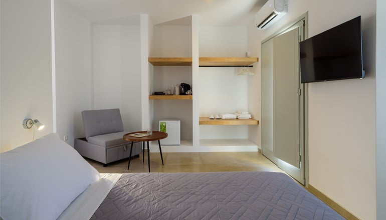 Elia Pyrgos- Πύργος, Σαντορίνη