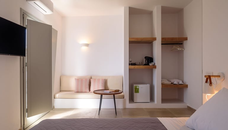 Elia Pyrgos- Πύργος, Σαντορίνη