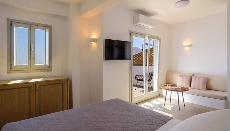 Elia Pyrgos- Πύργος, Σαντορίνη