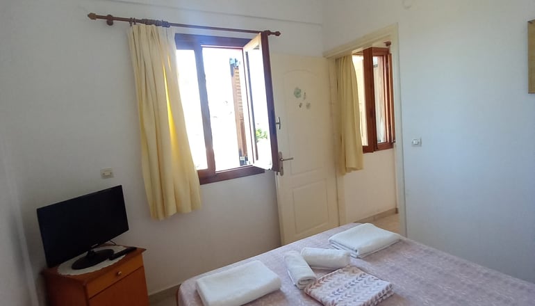 AVRA Apartments - Φρυ, Κάσος