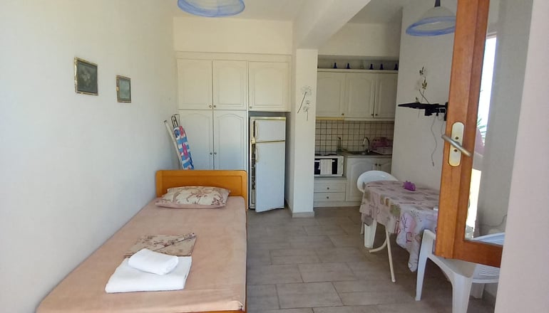 AVRA Apartments - Φρυ, Κάσος