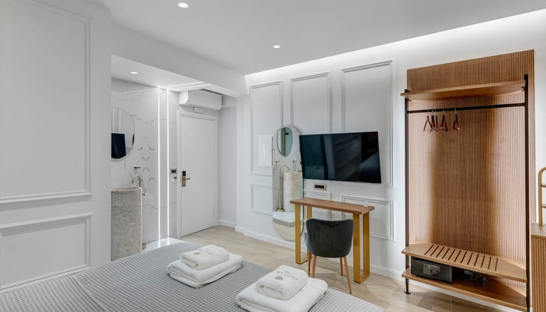 Eclectic Syros - Ερμούπολη, Σύρος