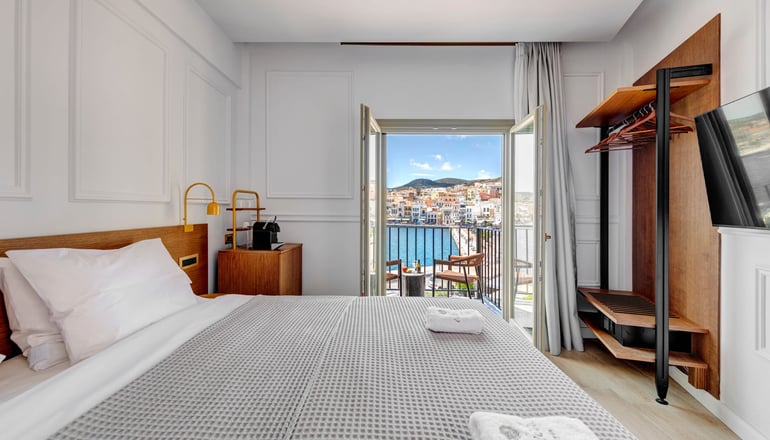 Eclectic Syros - Ερμούπολη, Σύρος