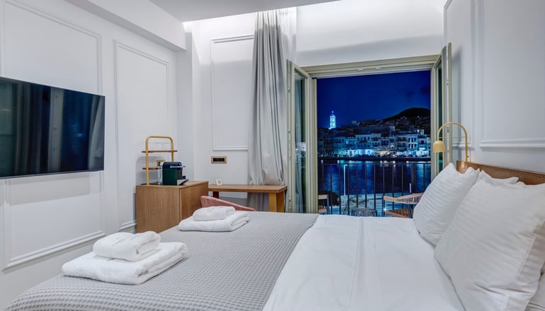 Eclectic Syros - Ερμούπολη, Σύρος