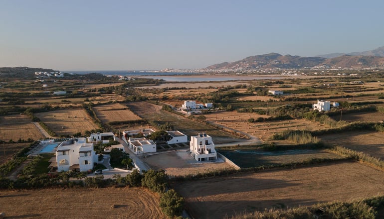 Esperos Premium Suites - Αγία Άννα, Νάξος